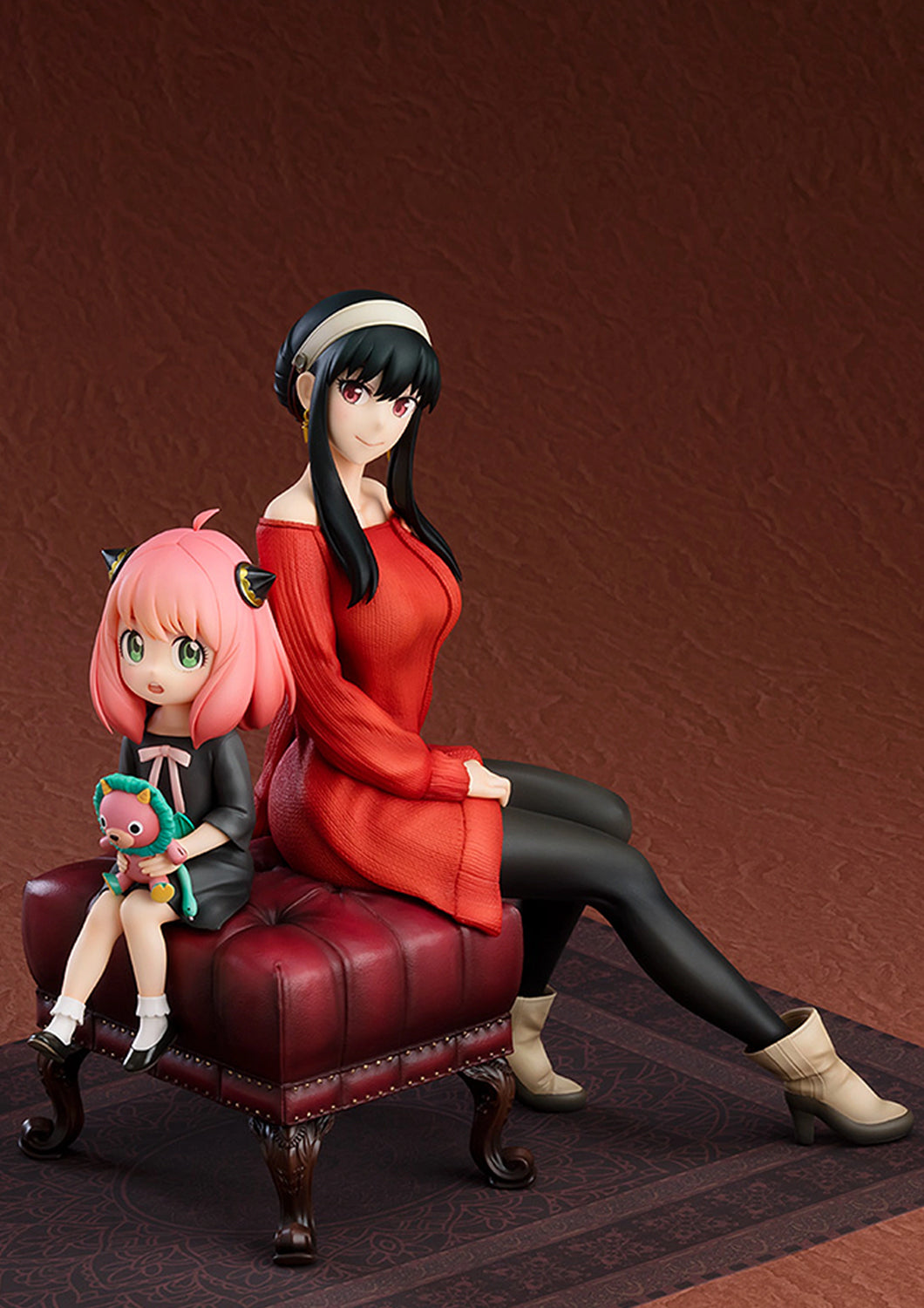 GOODSMILE ANYA & YOR - G94651 - Anotoys Collectibles