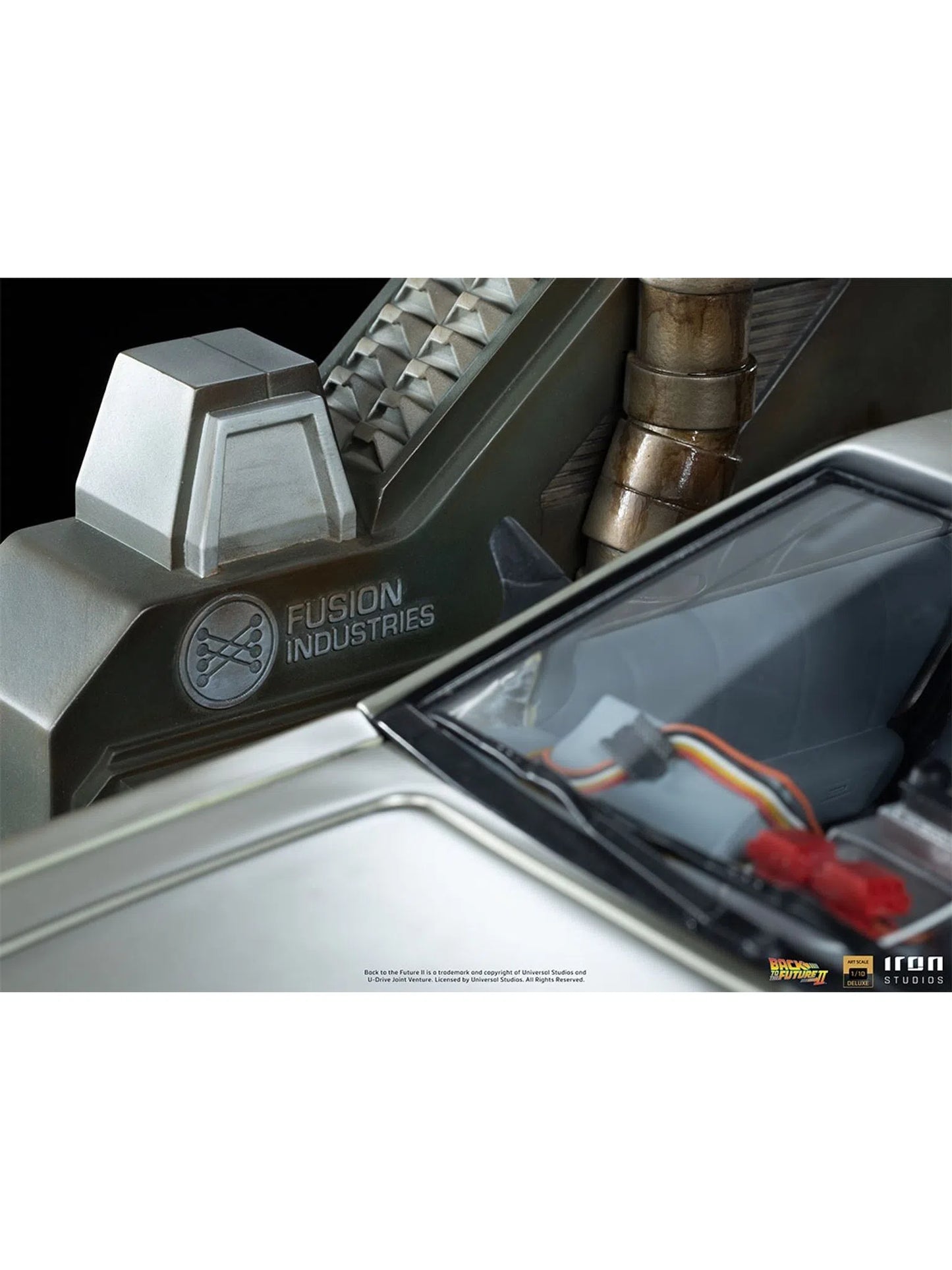 IRON STUDIOS DELOREAN FULL SET DELUXE ‚ BACK TO THE FUTURE PART II ART SCALE 1/10 - UNBTTF51021-10 - Anotoys Collectibles
