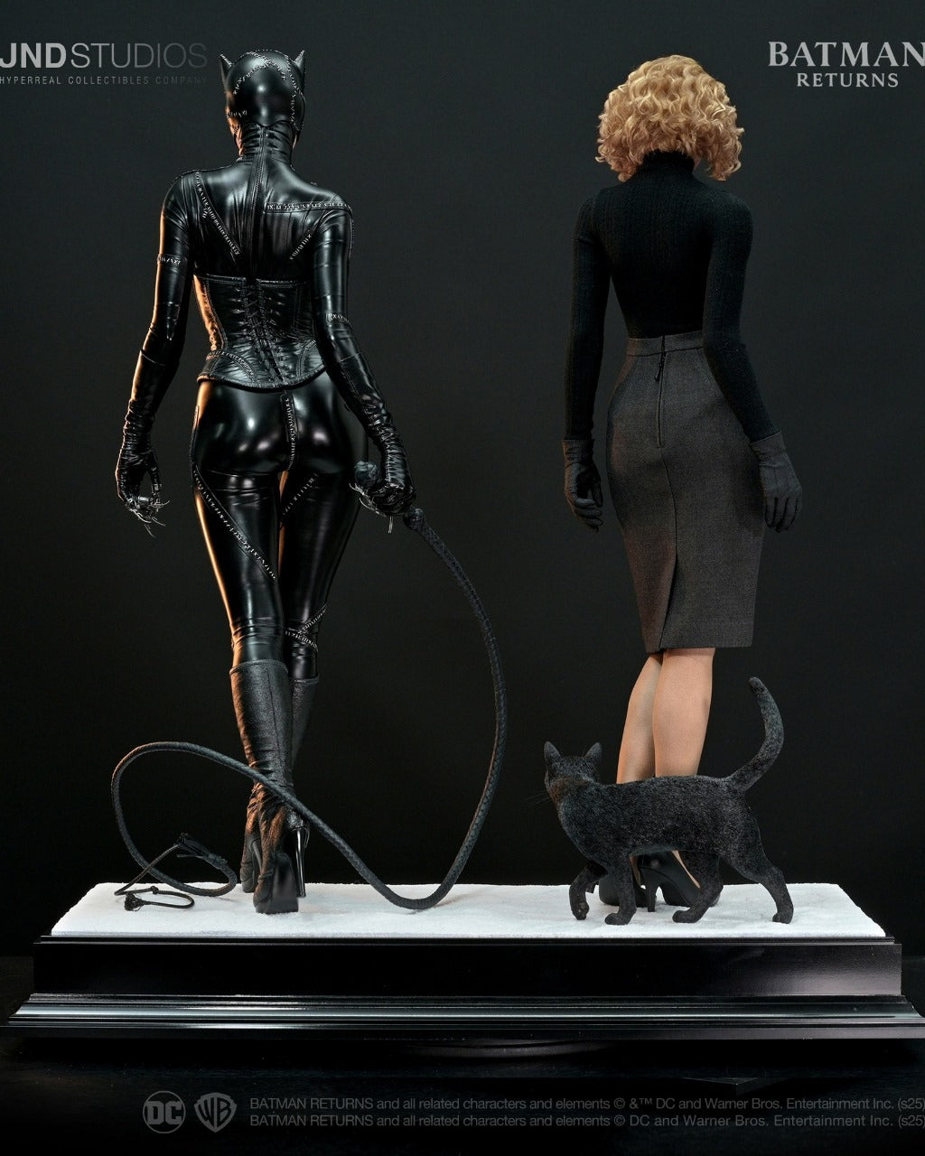JND STUDIOS BATMAN RETURNS - CATWOMAN (DUAL VERSION) 1/3 SCALE STATUE (PRE-ORDER) - Anotoys Collectibles