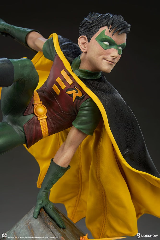 SIDESHOW COLLECTIBLES DC CLASSIC CHARACTER ROBIN STATUE 1/4 300748 - Anotoys Collectibles