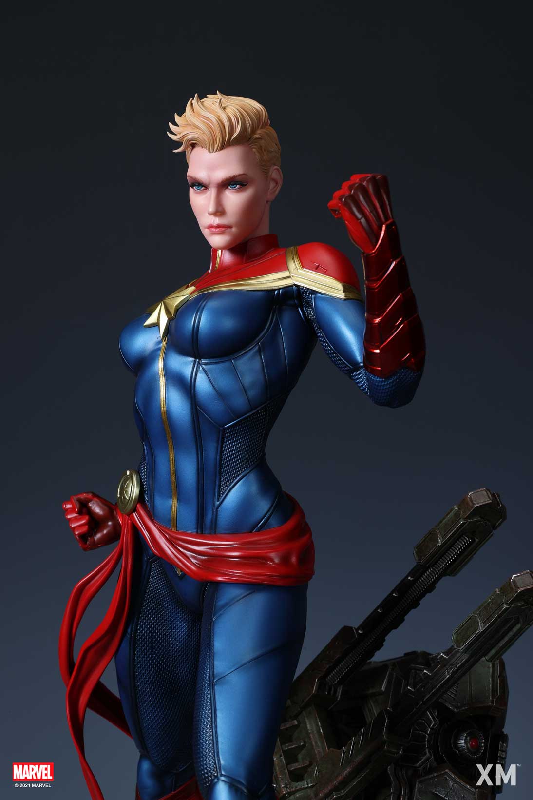 XM STUDIOS MARVEL CAPTAIN MARVEL 1/4 STATUE - Anotoys Collectibles