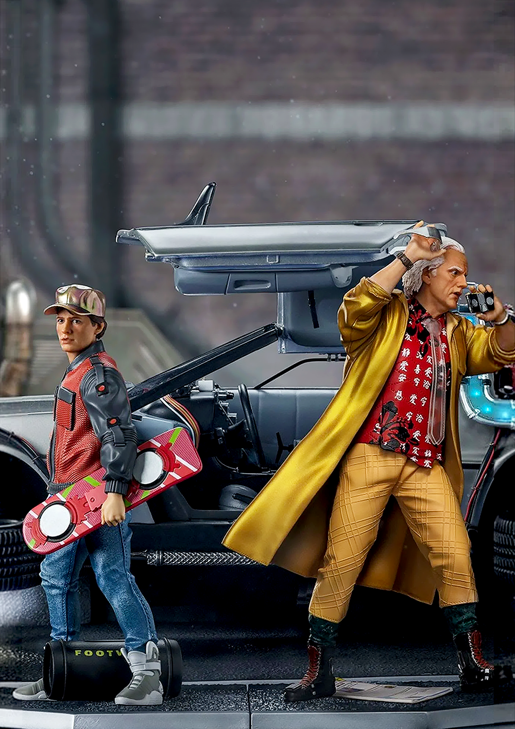 IRON STUDIOS DELOREAN FULL SET DELUXE ‚ BACK TO THE FUTURE PART II ART SCALE 1/10 - UNBTTF51021-10 - Anotoys Collectibles