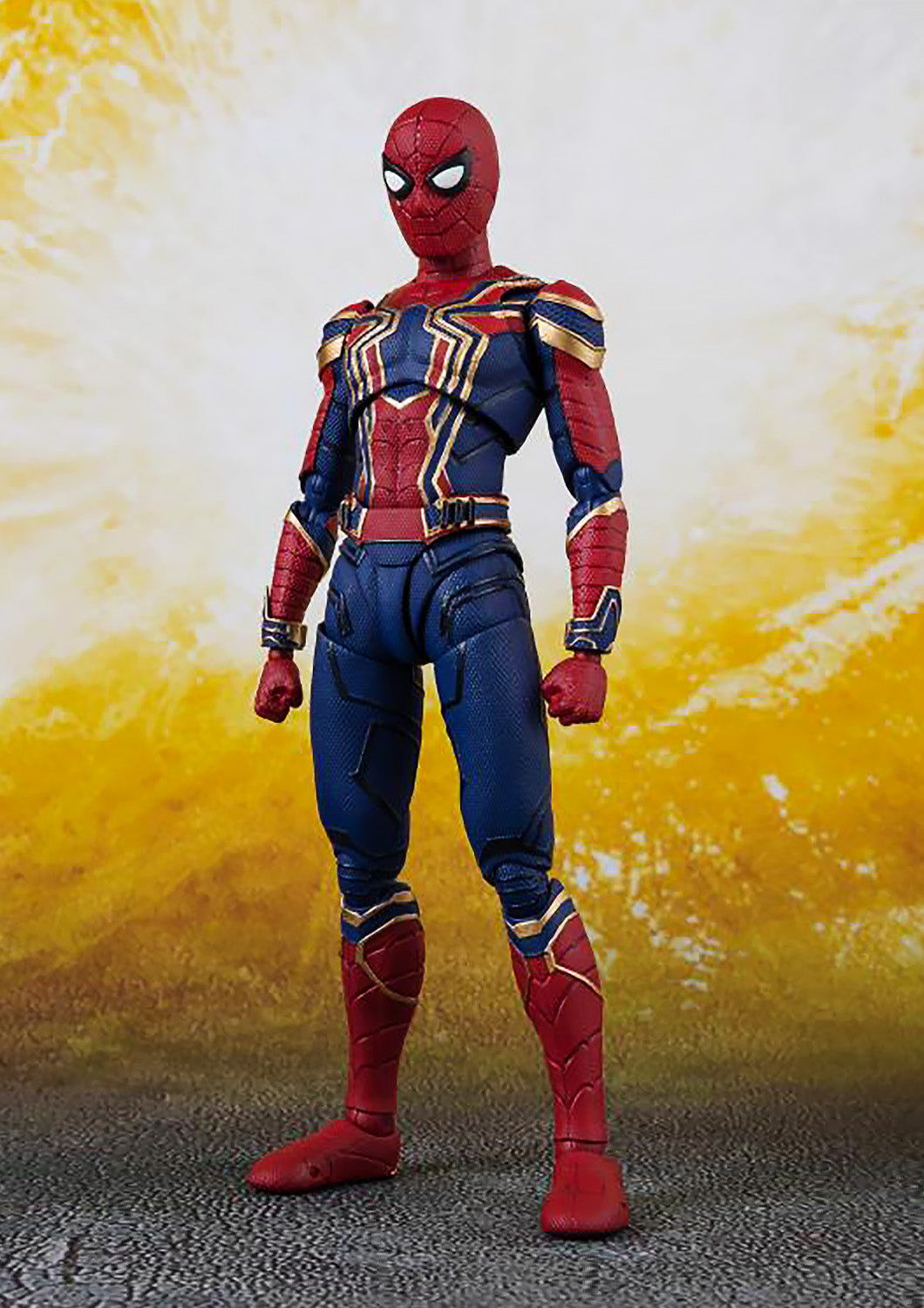 SH FIGUARTS AVENGERS INFINITY WAR IRON SPIDER & TAMASHII STAGE - SHF22582 - Anotoys Collectibles
