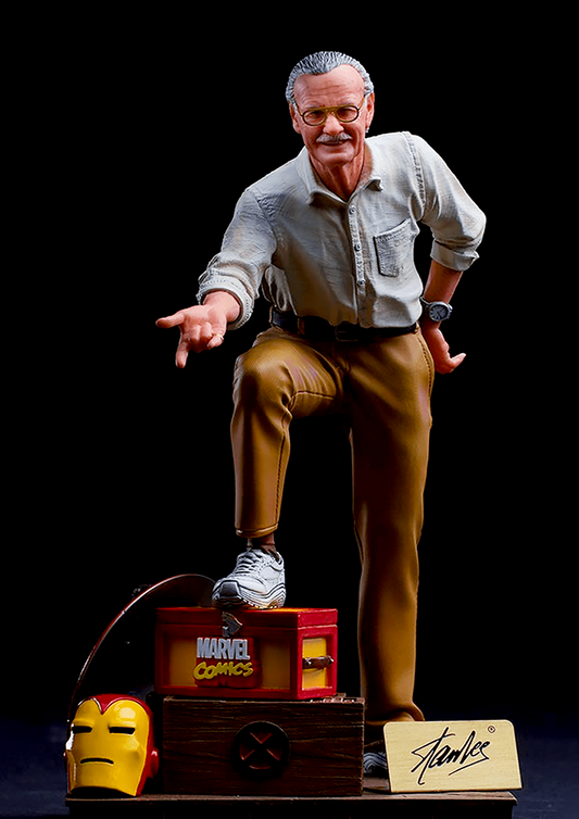 IRON STUDIOS MARVEL STAN LEE DELUXE ART SCALE 1/10 - STNLEE33020-10 - Anotoys Collectibles