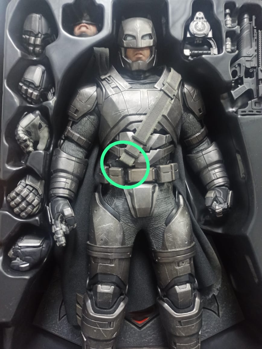 HOT TOYS BATMAN VS. SUPERMAN DAWN OF JUSTICE ARMORED BATMAN 1/6 SCALE - MMS349 - Anotoys Collectibles