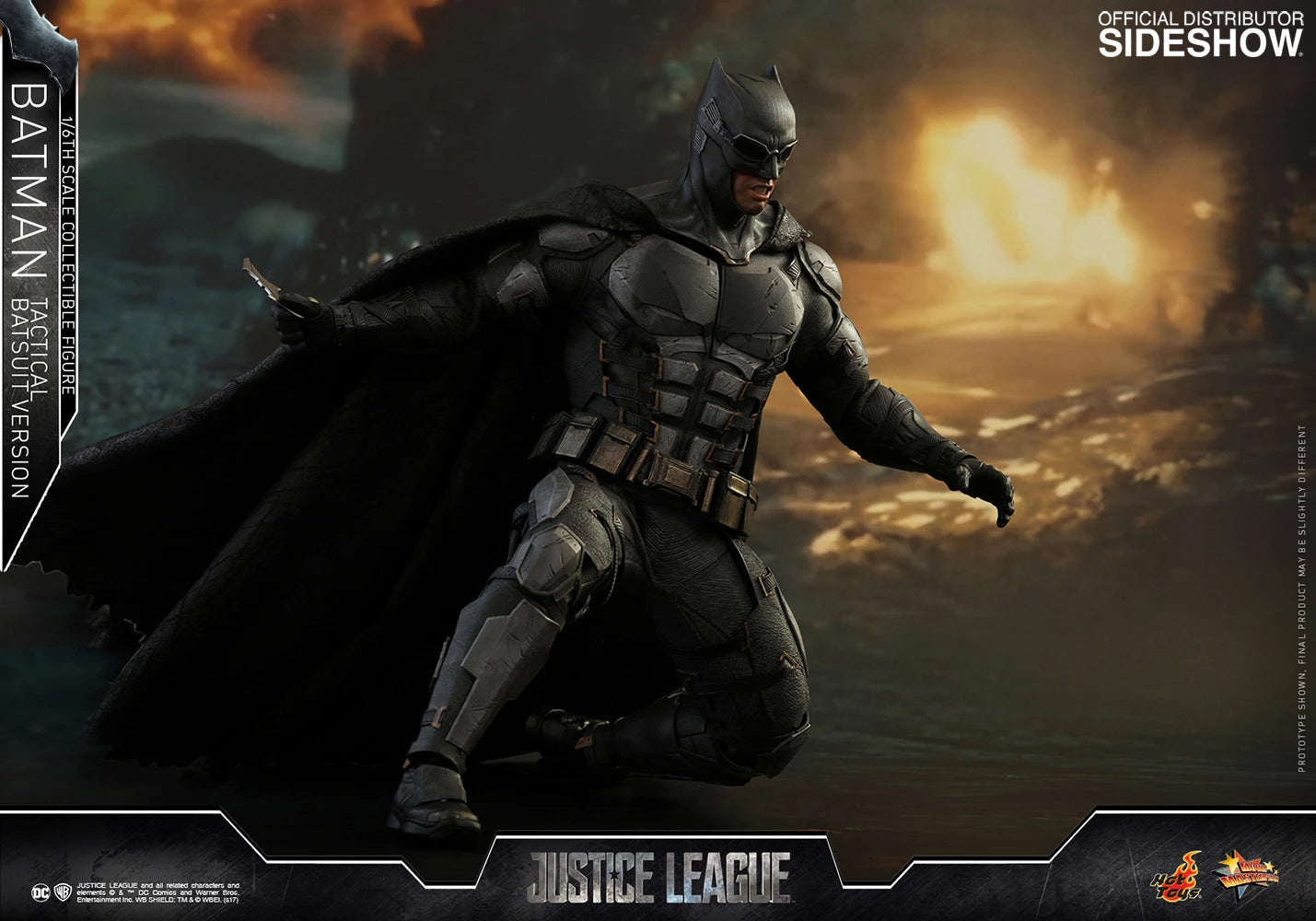 HOT TOYS DC JUSTICE LEAGUE BATMAN TACTICAL BATSUIT VERSION 1/6 MMS432 - Anotoys Collectibles
