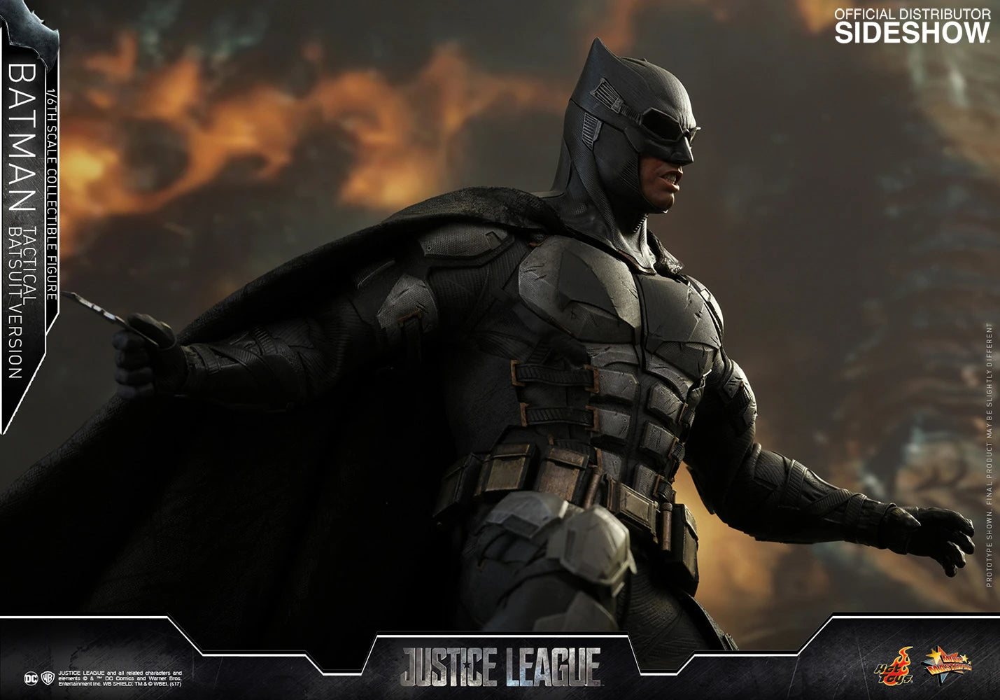 HOT TOYS DC JUSTICE LEAGUE BATMAN TACTICAL BATSUIT VERSION 1/6 MMS432 - Anotoys Collectibles