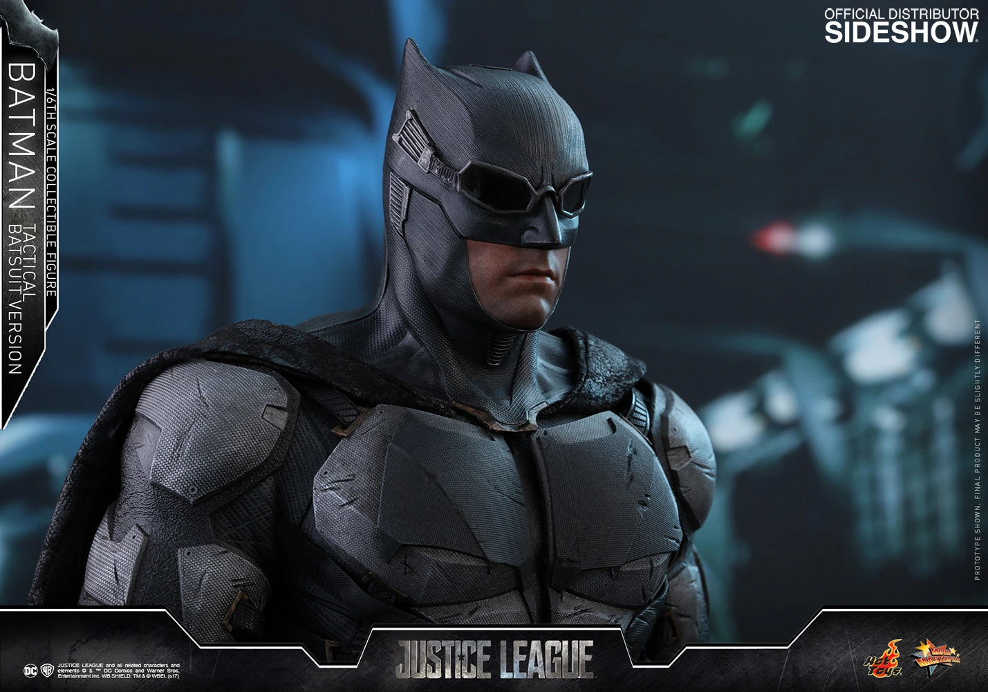 HOT TOYS DC JUSTICE LEAGUE BATMAN TACTICAL BATSUIT VERSION 1/6 MMS432 - Anotoys Collectibles