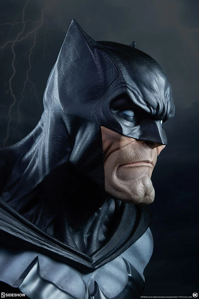 SIDESHOW DC BATMAN LIFE SIZE BUST - 400205 - Anotoys Collectibles