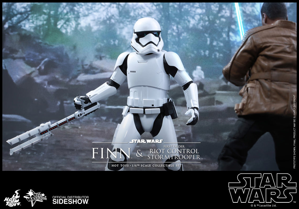 HOT TOYS STAR WARS EPISODE VII THE FORCE AWAKENS FINN AND STORM TROOPER 1/6 SCALE - MMS346 - Anotoys Collectibles