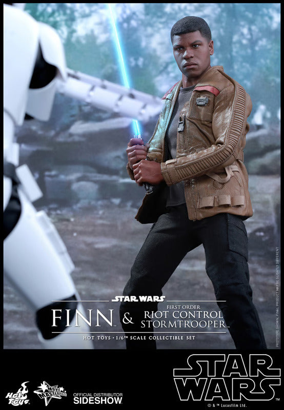 HOT TOYS STAR WARS EPISODE VII THE FORCE AWAKENS FINN AND STORM TROOPER 1/6 SCALE - MMS346 - Anotoys Collectibles