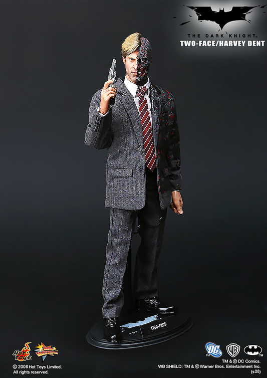 HOT TOYS THE DARK KNIGHT: TWO FACE / HARVEY DENT 1/6 Scale Action Figure - MMS81-D - Anotoys Collectibles
