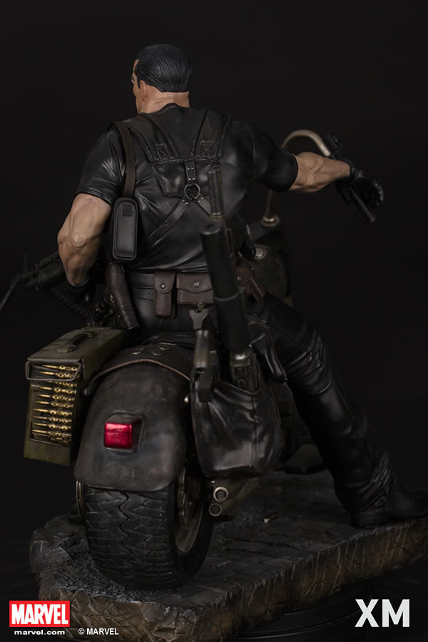 XM STUDIOS MARVEL PUNISHER 1/4 SCALE STATUE XM100023CSG - Anotoys Collectibles