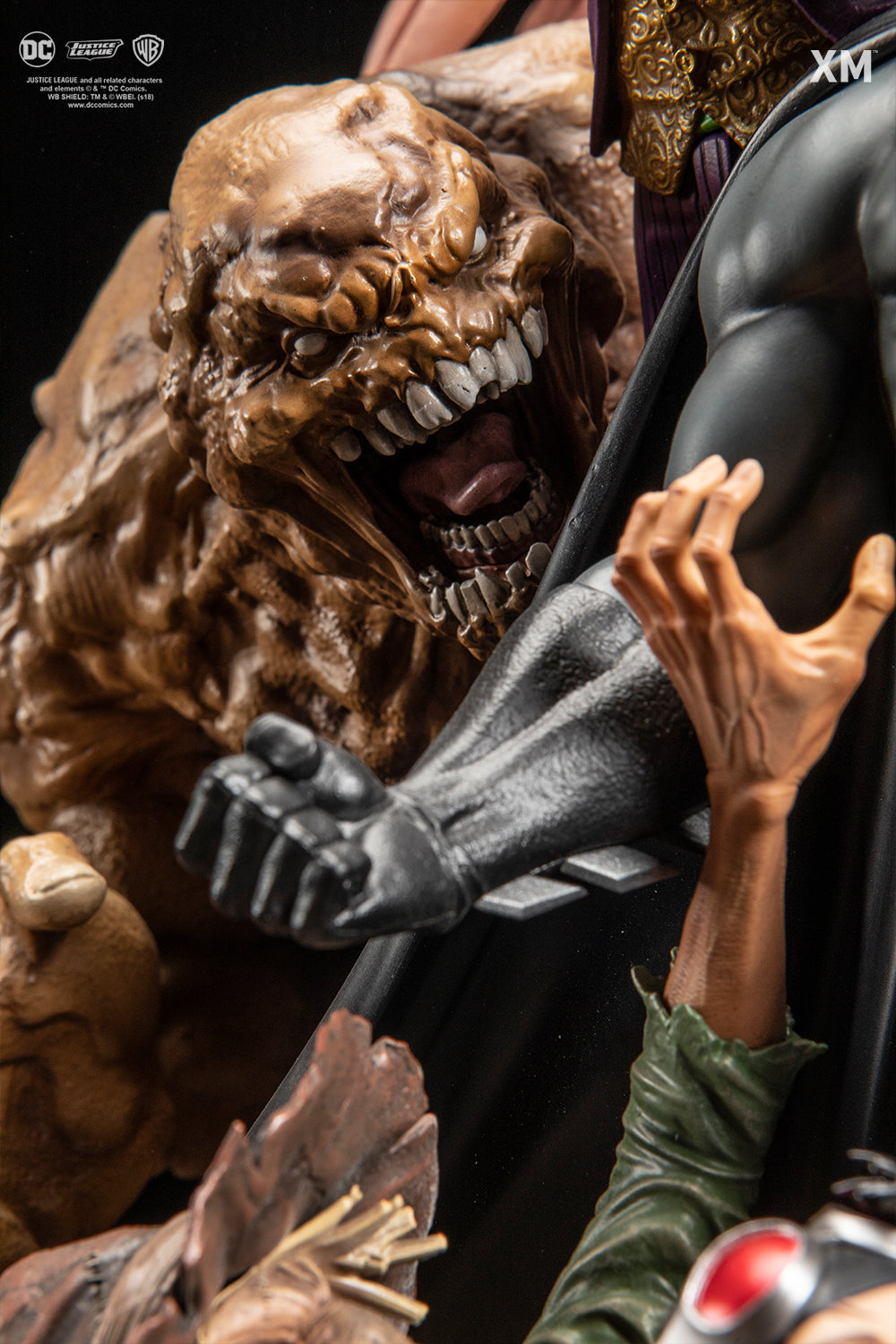 XM STUDIOS DC BATMAN SANITY DAVID FINCH FULL-COLOR 1/6 SCALE - XM100046MSGB - Anotoys Collectibles