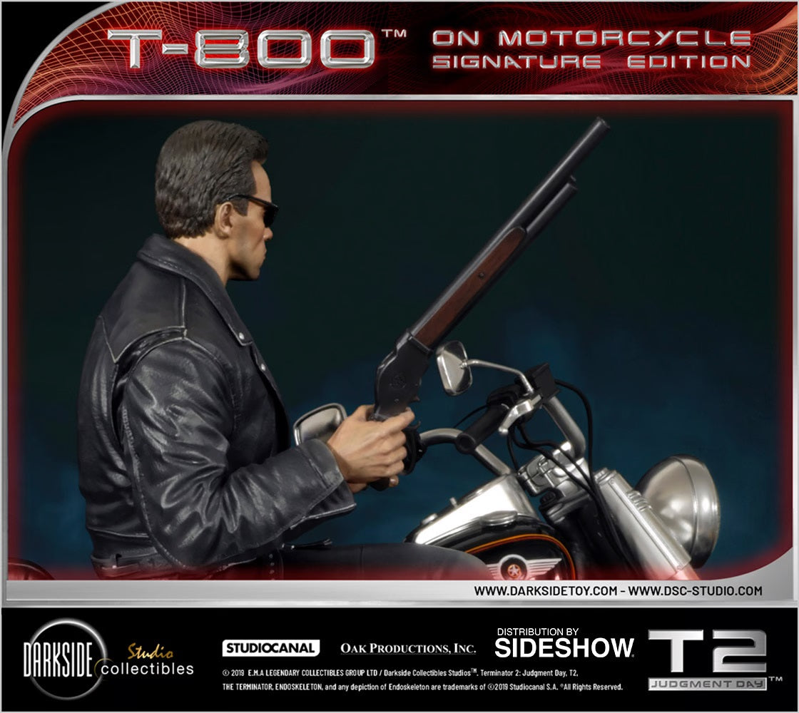 SIDESHOW COLLECTIBLES TERMINATOR 2: JUDGEMENT DAY – T-800 ON MOTORCYCLE STATUE 905456 - Anotoys Collectibles
