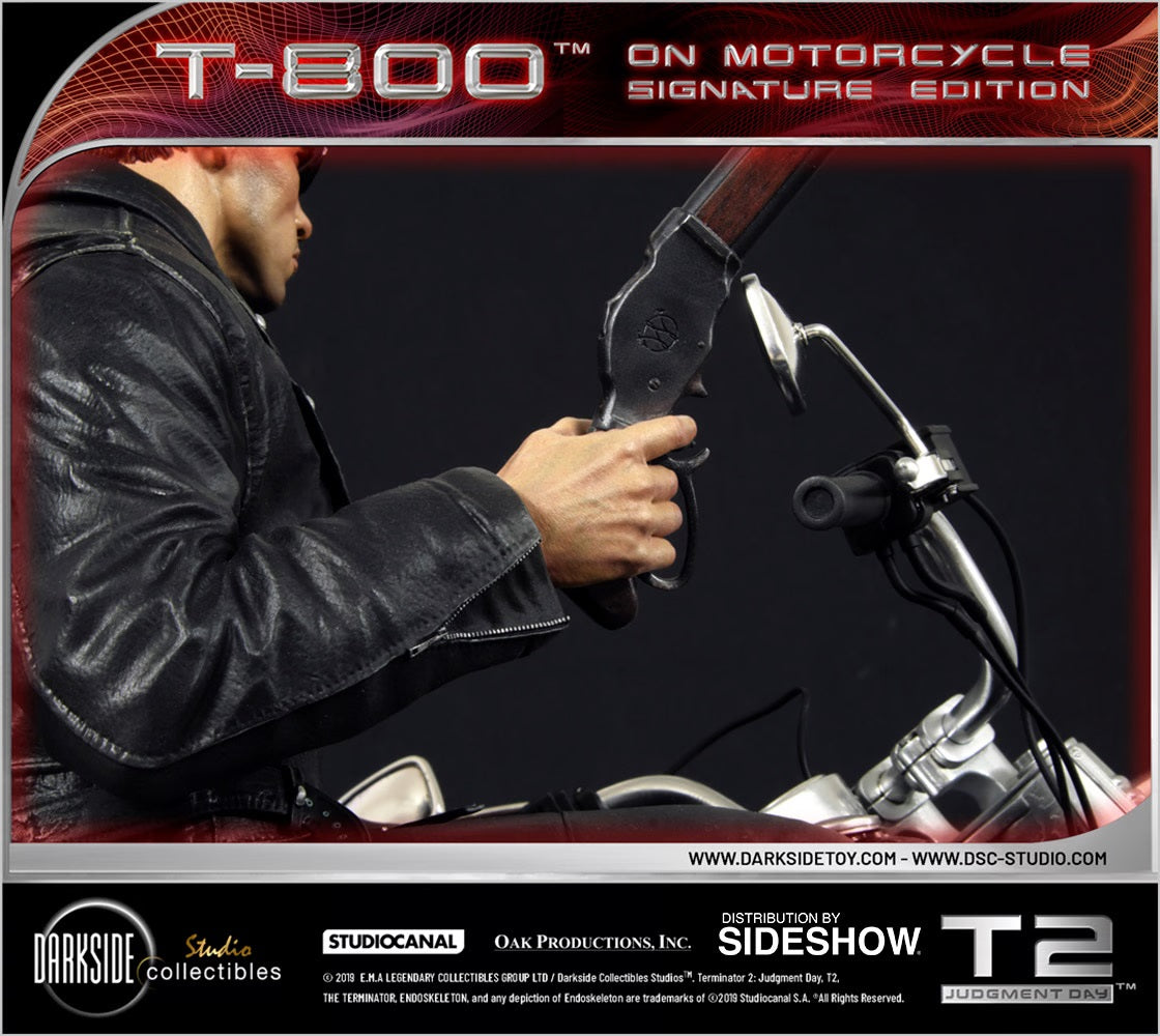 SIDESHOW COLLECTIBLES TERMINATOR 2: JUDGEMENT DAY – T-800 ON MOTORCYCLE STATUE 905456 - Anotoys Collectibles