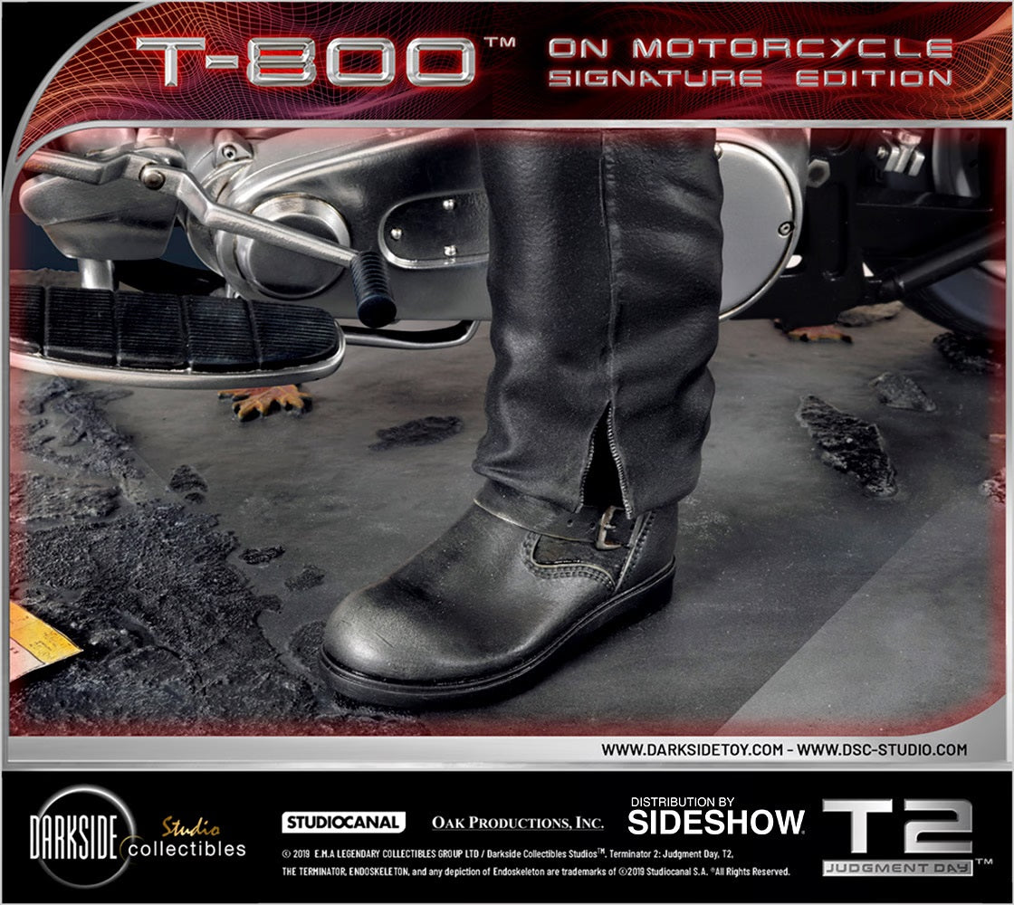 SIDESHOW COLLECTIBLES TERMINATOR 2: JUDGEMENT DAY – T-800 ON MOTORCYCLE STATUE 905456 - Anotoys Collectibles