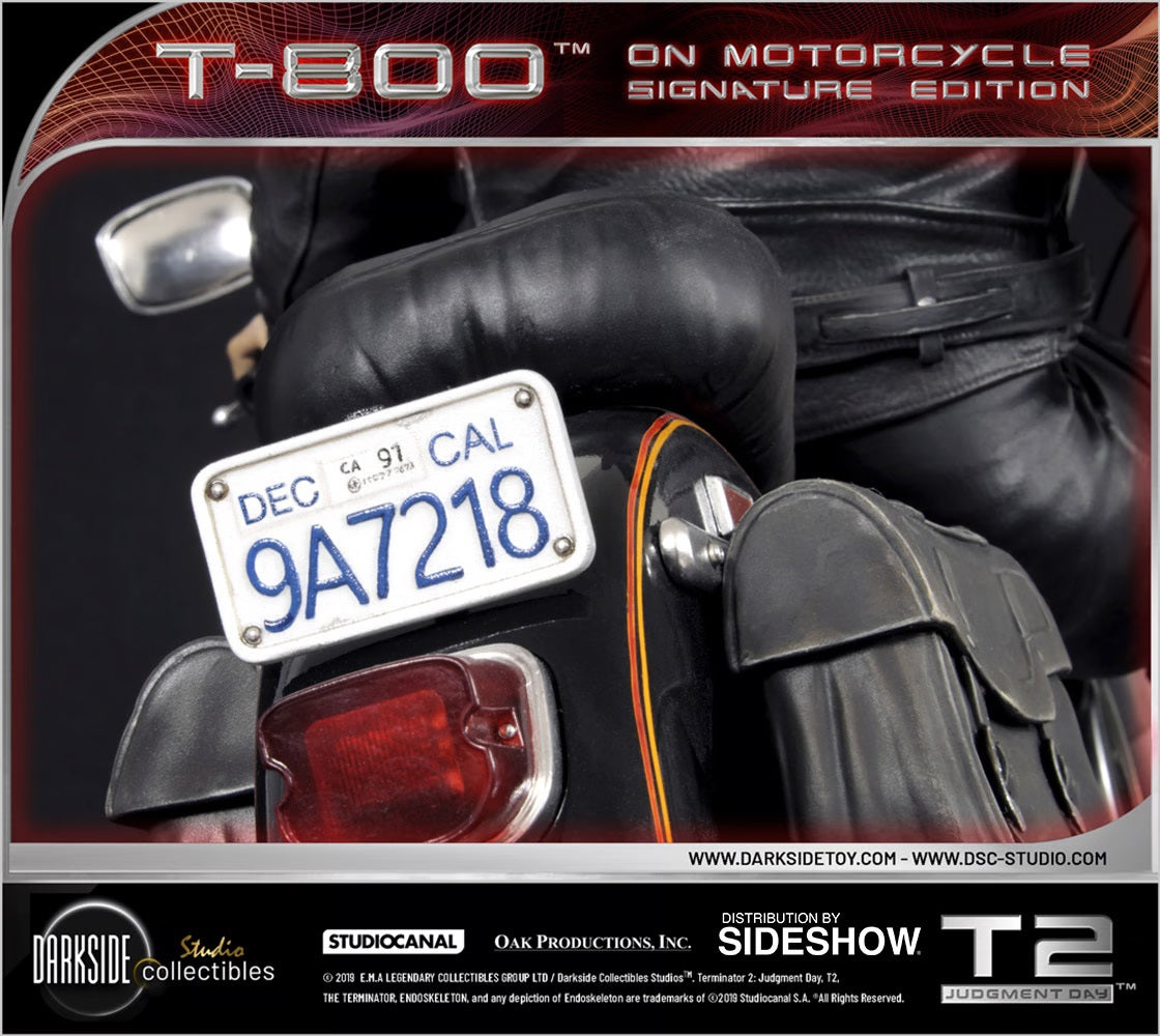 SIDESHOW COLLECTIBLES TERMINATOR 2: JUDGEMENT DAY – T-800 ON MOTORCYCLE STATUE 905456 - Anotoys Collectibles