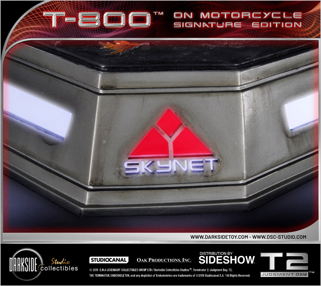 SIDESHOW COLLECTIBLES TERMINATOR 2: JUDGEMENT DAY – T-800 ON MOTORCYCLE STATUE 905456 - Anotoys Collectibles