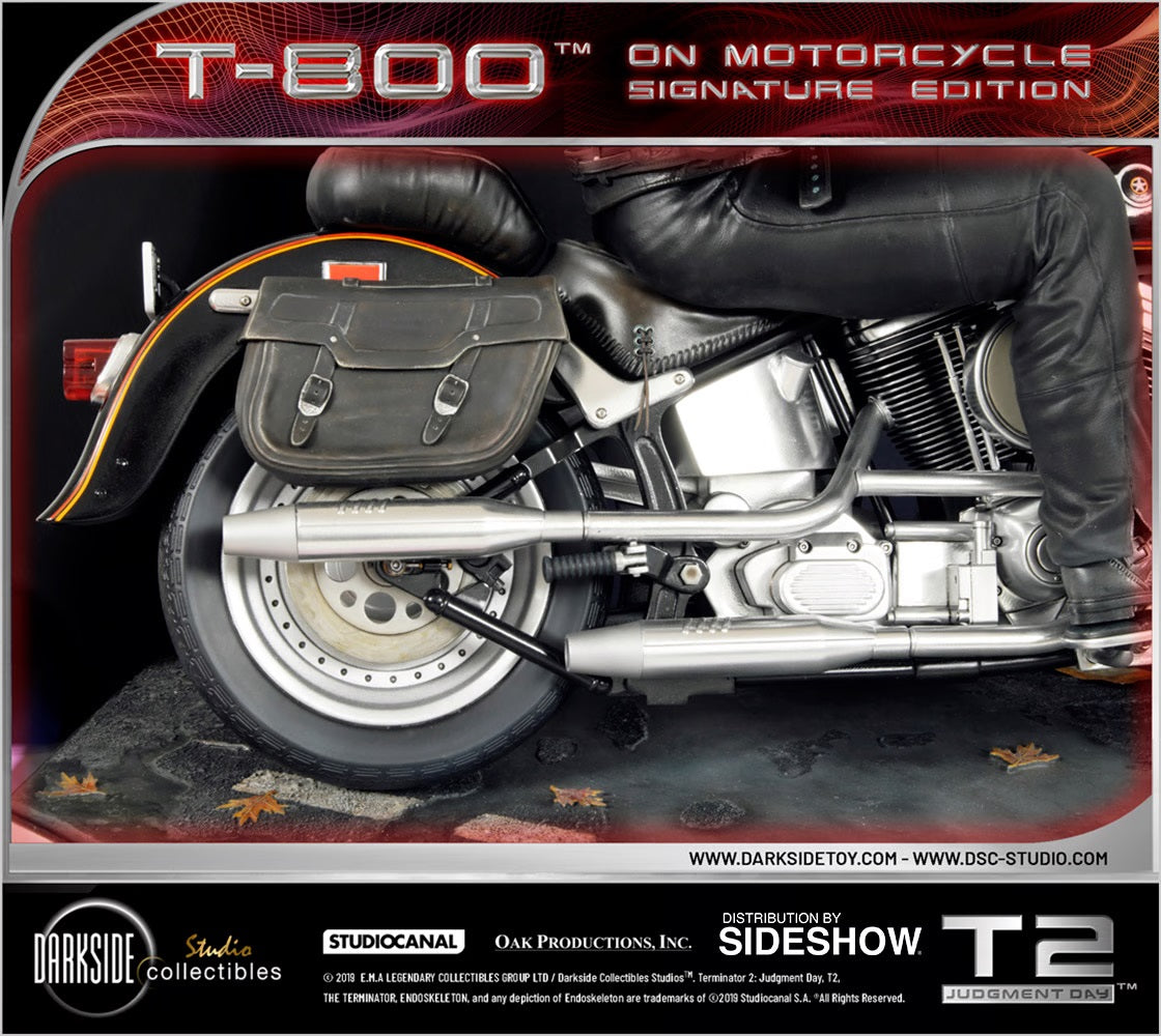 SIDESHOW COLLECTIBLES TERMINATOR 2: JUDGEMENT DAY – T-800 ON MOTORCYCLE STATUE 905456 - Anotoys Collectibles