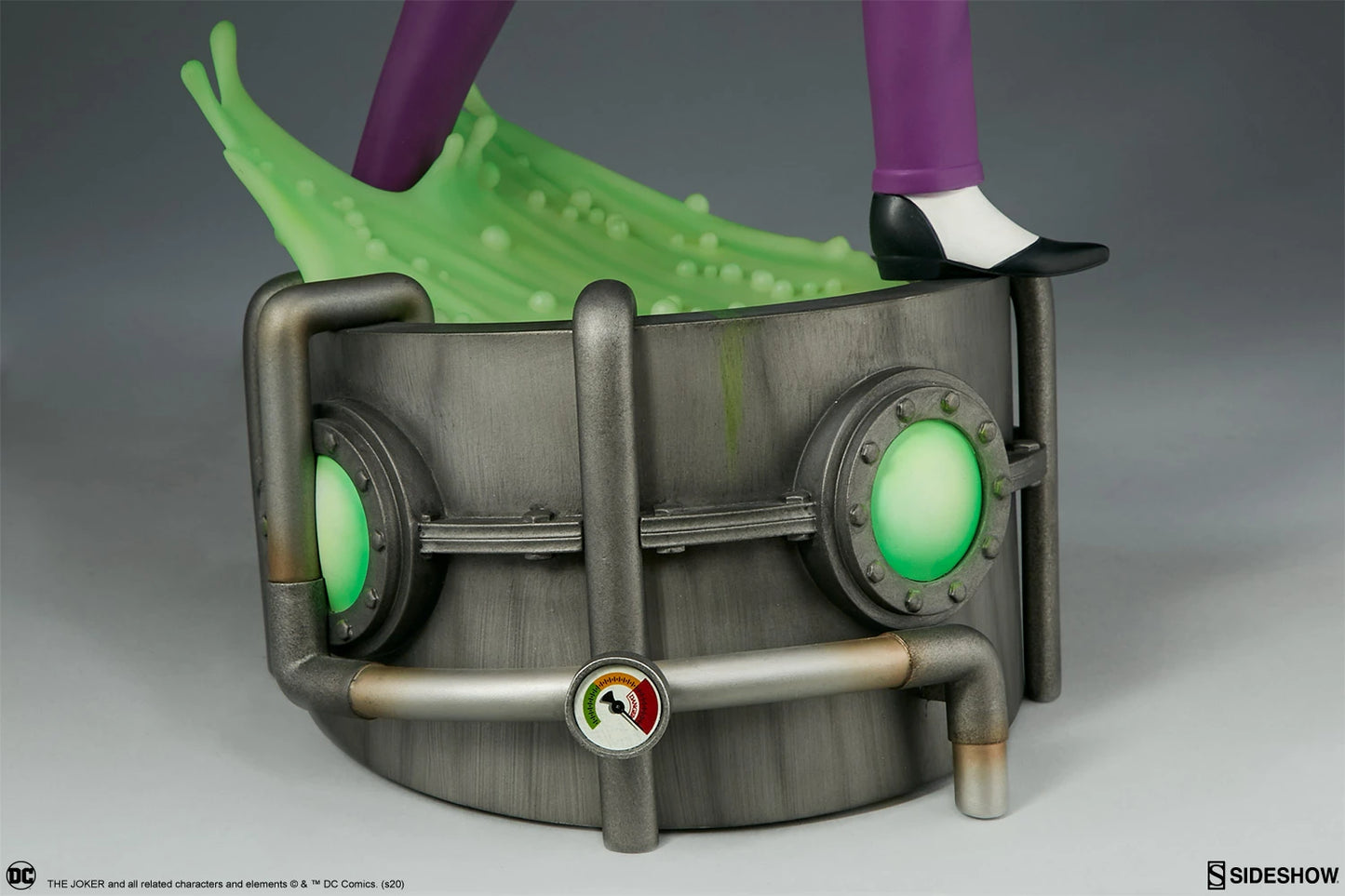 SIDESHOW THE JOKER PF - 200543 - Anotoys Collectibles