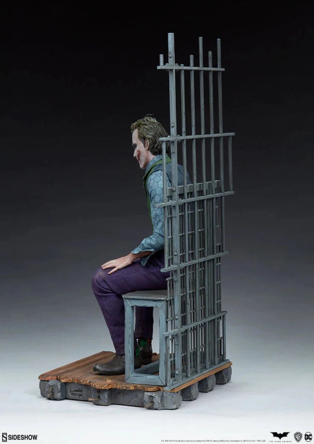 SIDESHOW THE JOKER PREMIUM FORMAT 1/4 300717 - Anotoys Collectibles