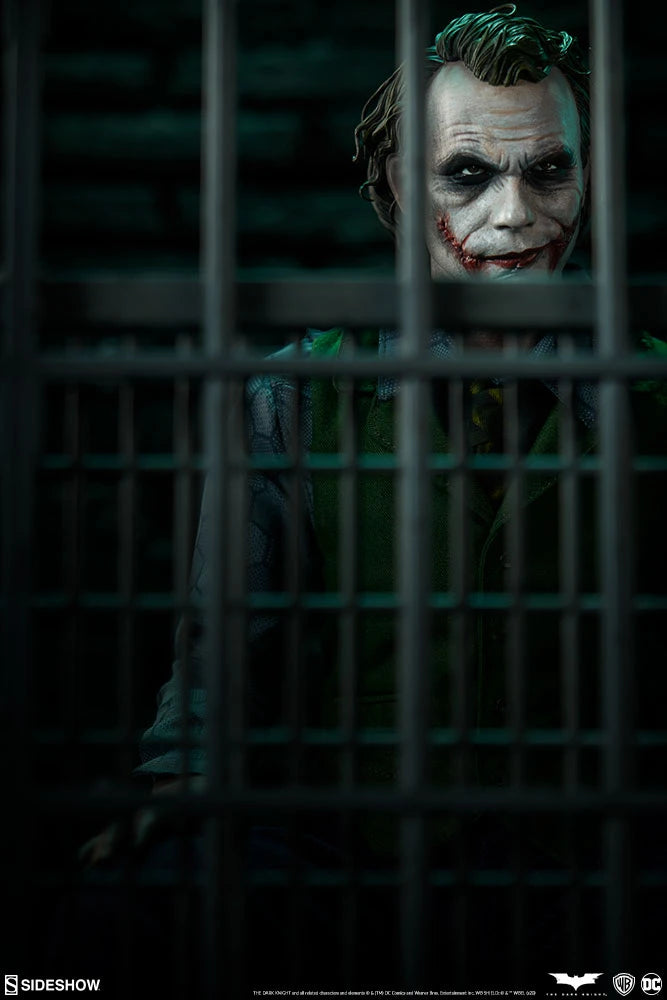SIDESHOW THE JOKER PREMIUM FORMAT 1/4 300717 - Anotoys Collectibles