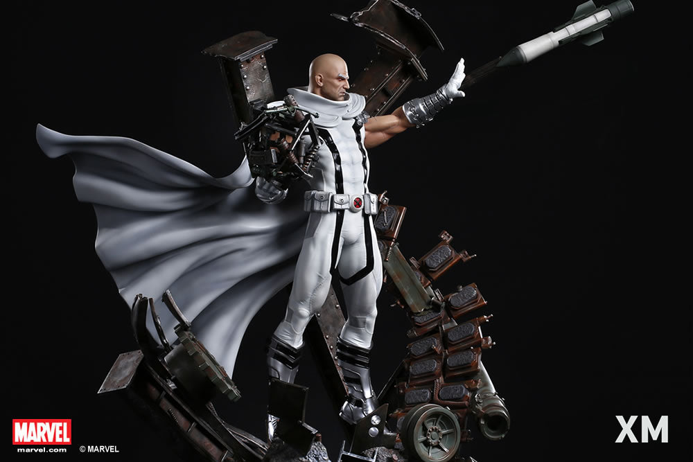 XM STUDIOS MARVEL X-MEN MAGNETO WHITE VERSION 1/4 - Anotoys Collectibles