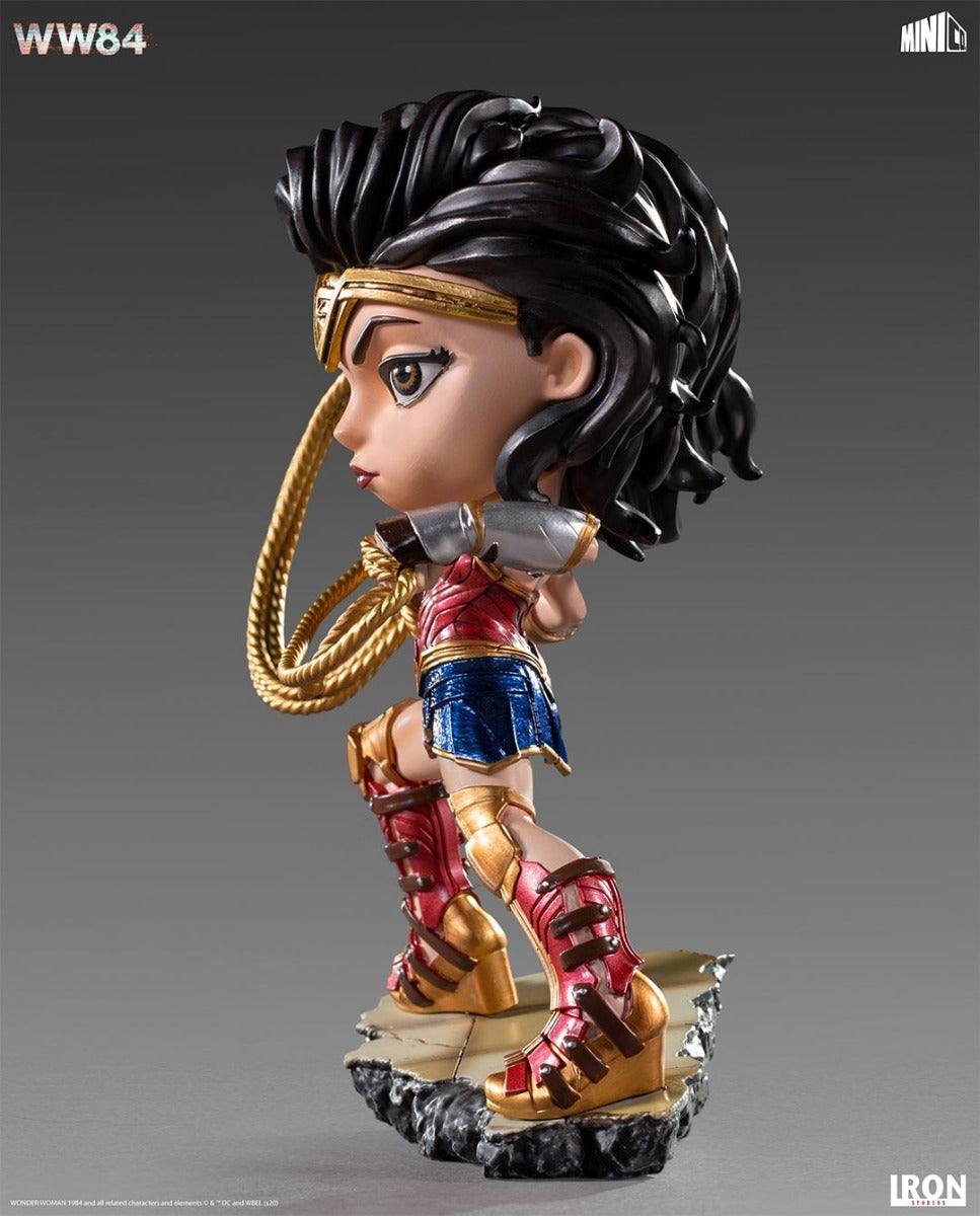 WONDER WOMAN
