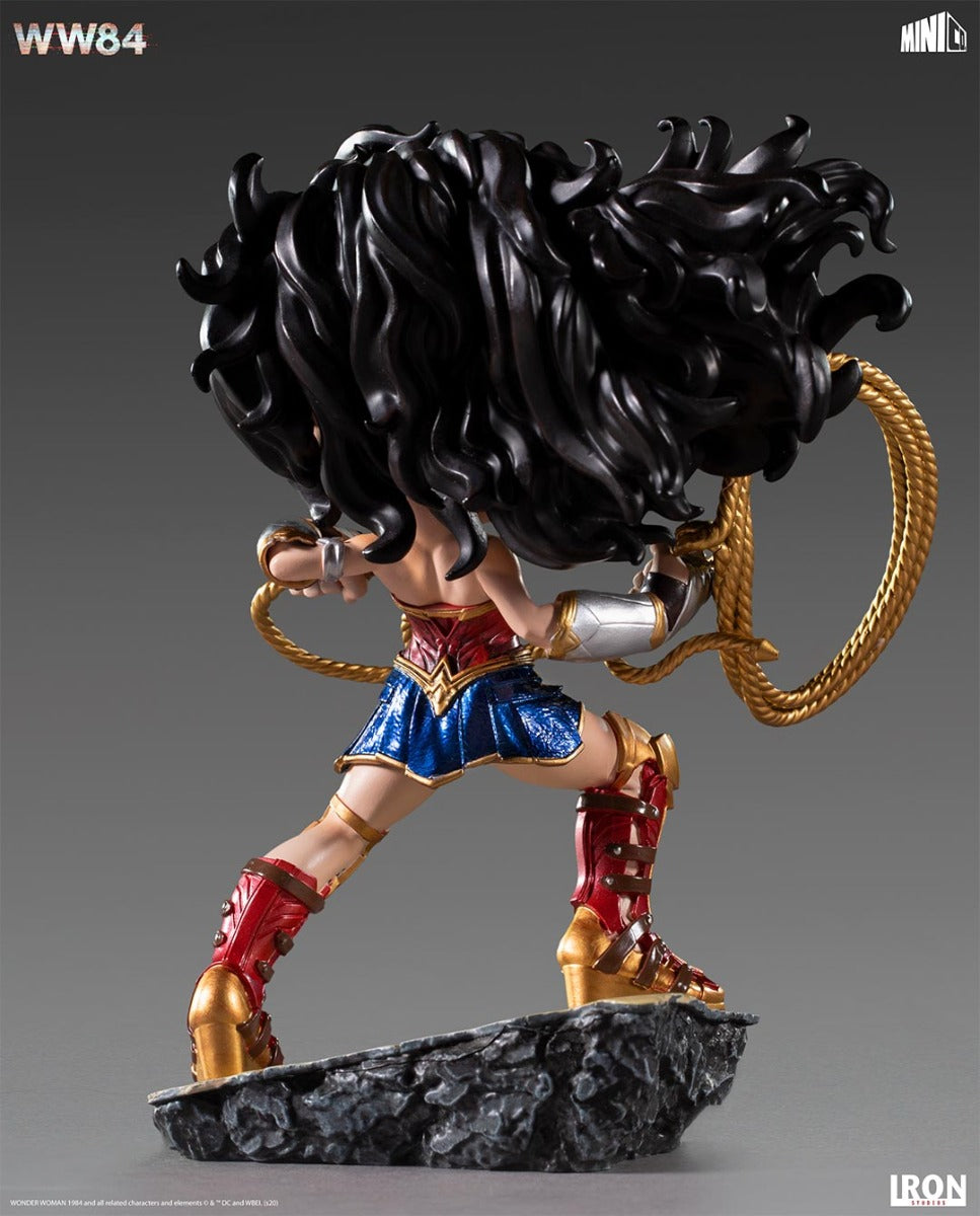 WONDER WOMAN
