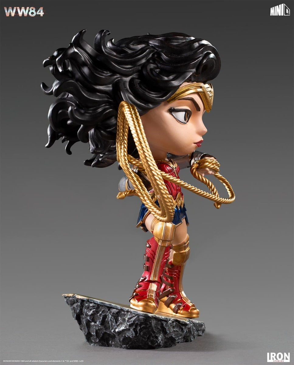 WONDER WOMAN