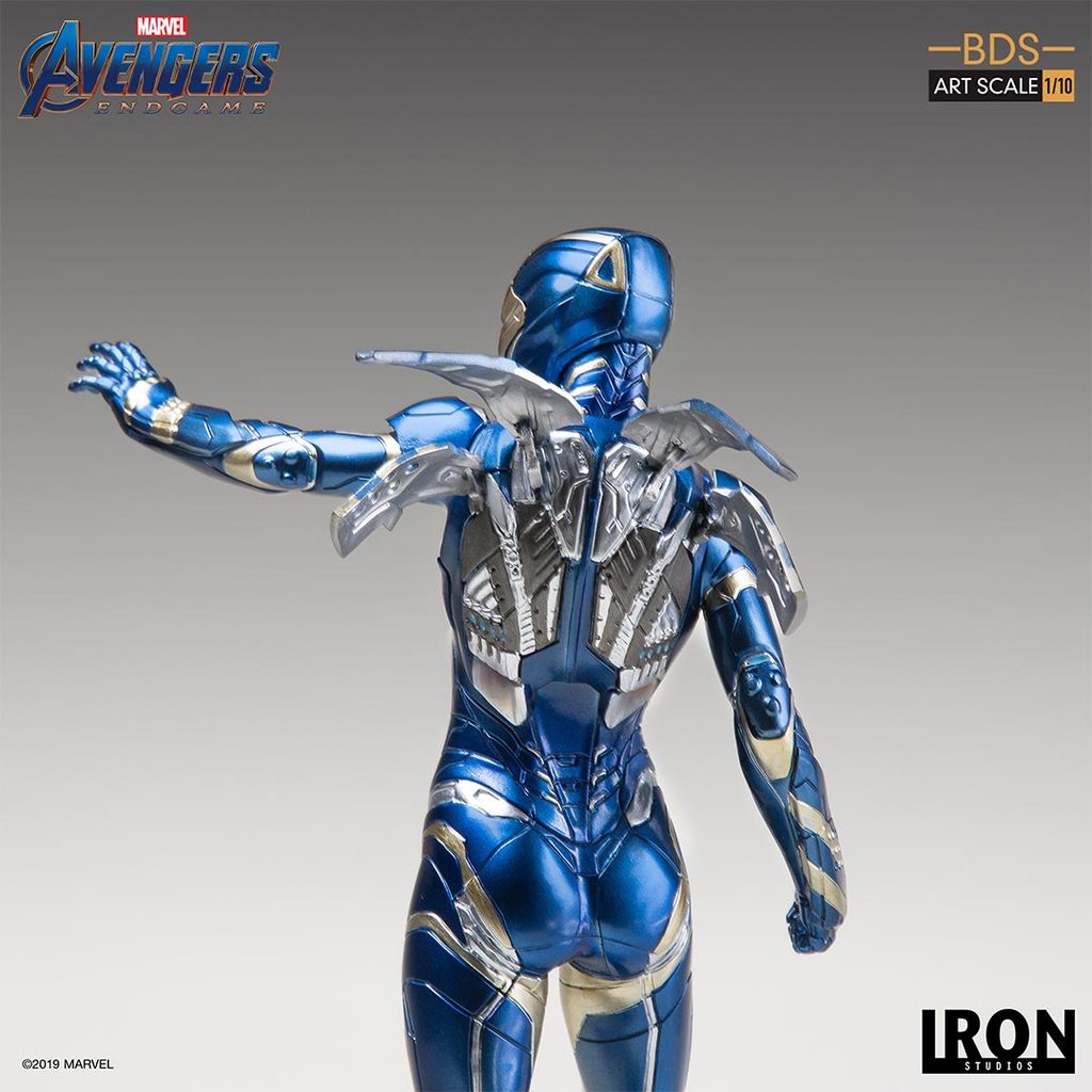 PEPPER POTTS IN RESCUE SUIT