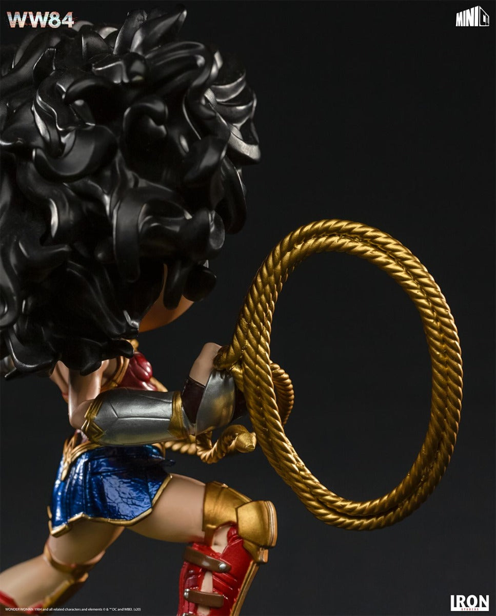 WONDER WOMAN