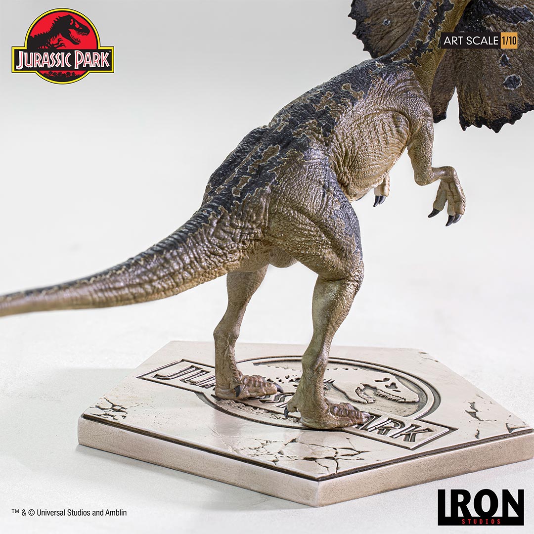 DILOPHOSAURUS