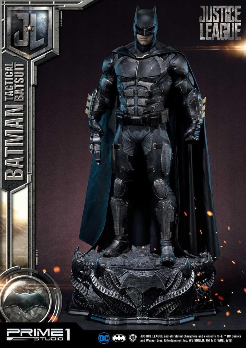 BATMAN TACTICAL BATSUIT