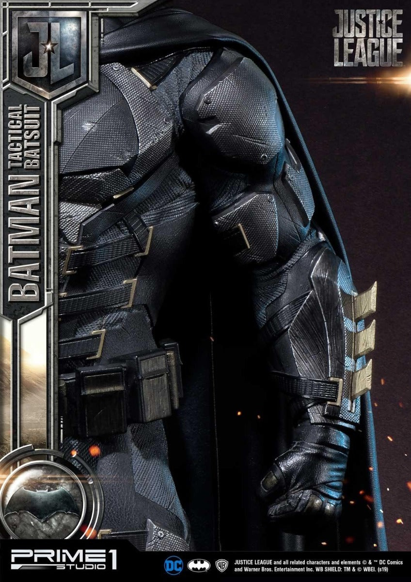 BATMAN TACTICAL BATSUIT