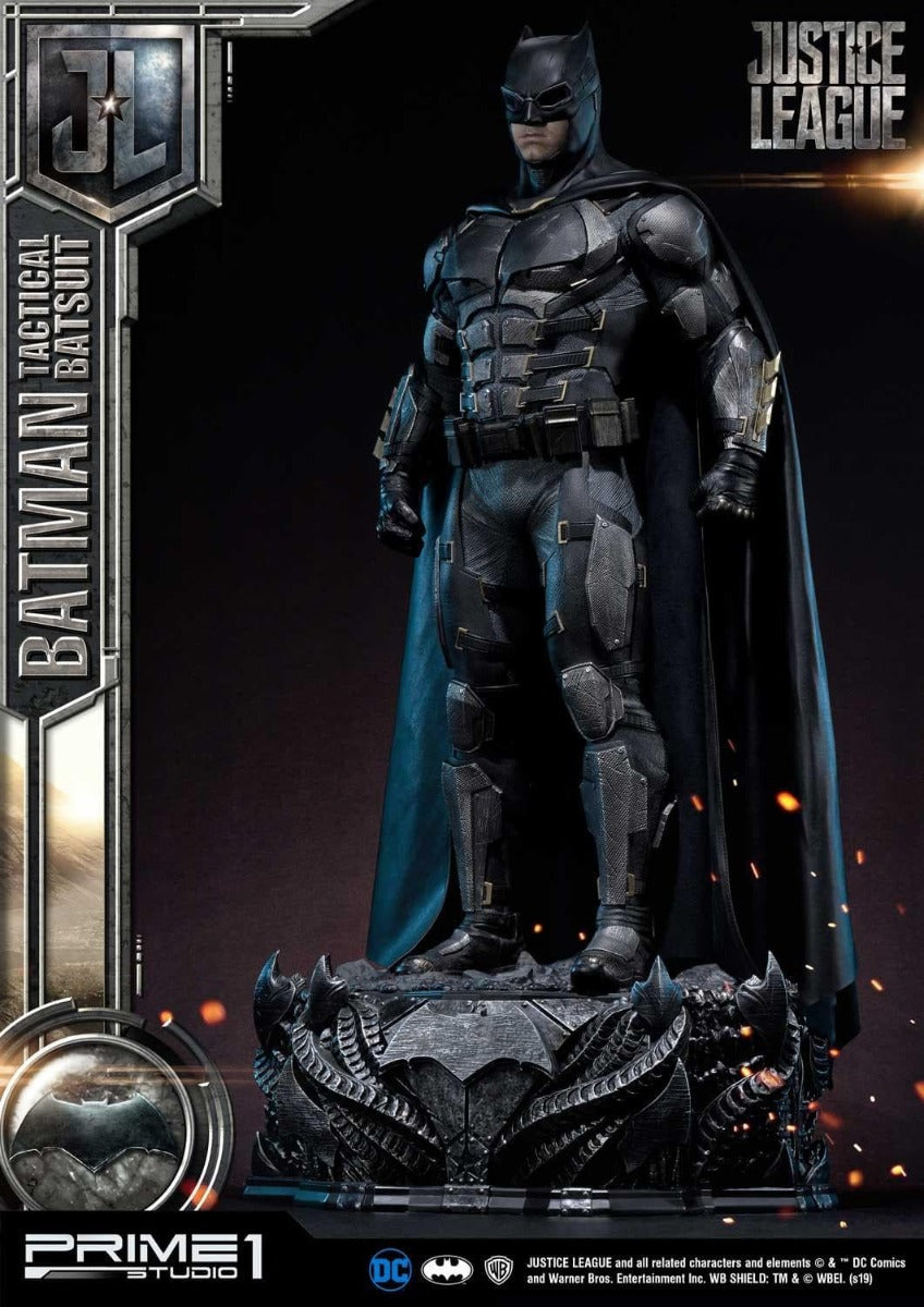 BATMAN TACTICAL BATSUIT