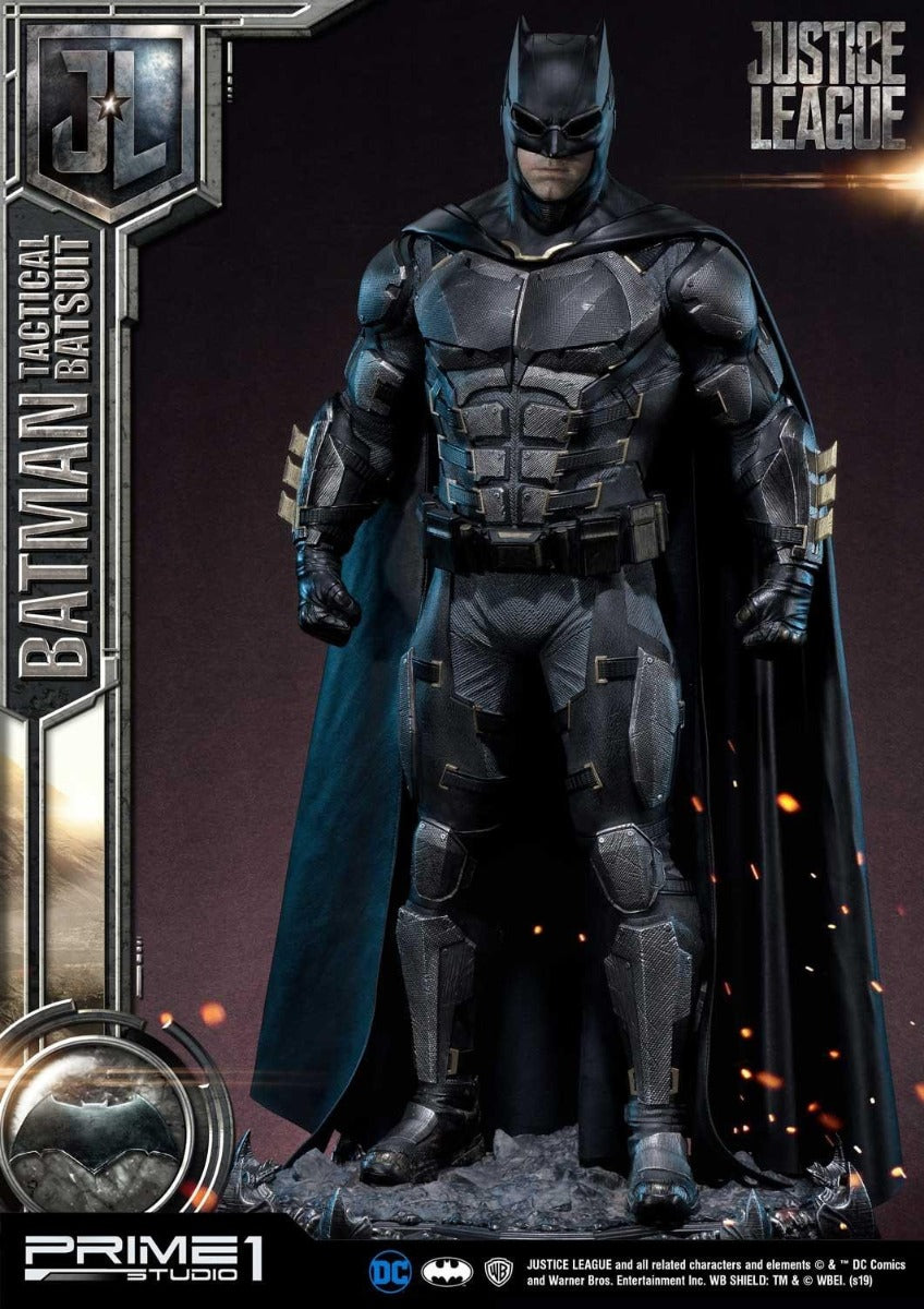 BATMAN TACTICAL BATSUIT