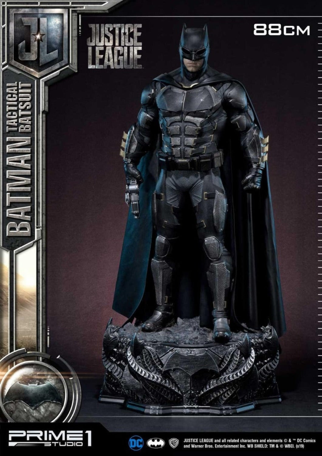 BATMAN TACTICAL BATSUIT