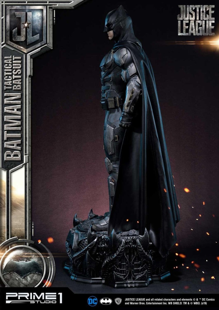 BATMAN TACTICAL BATSUIT