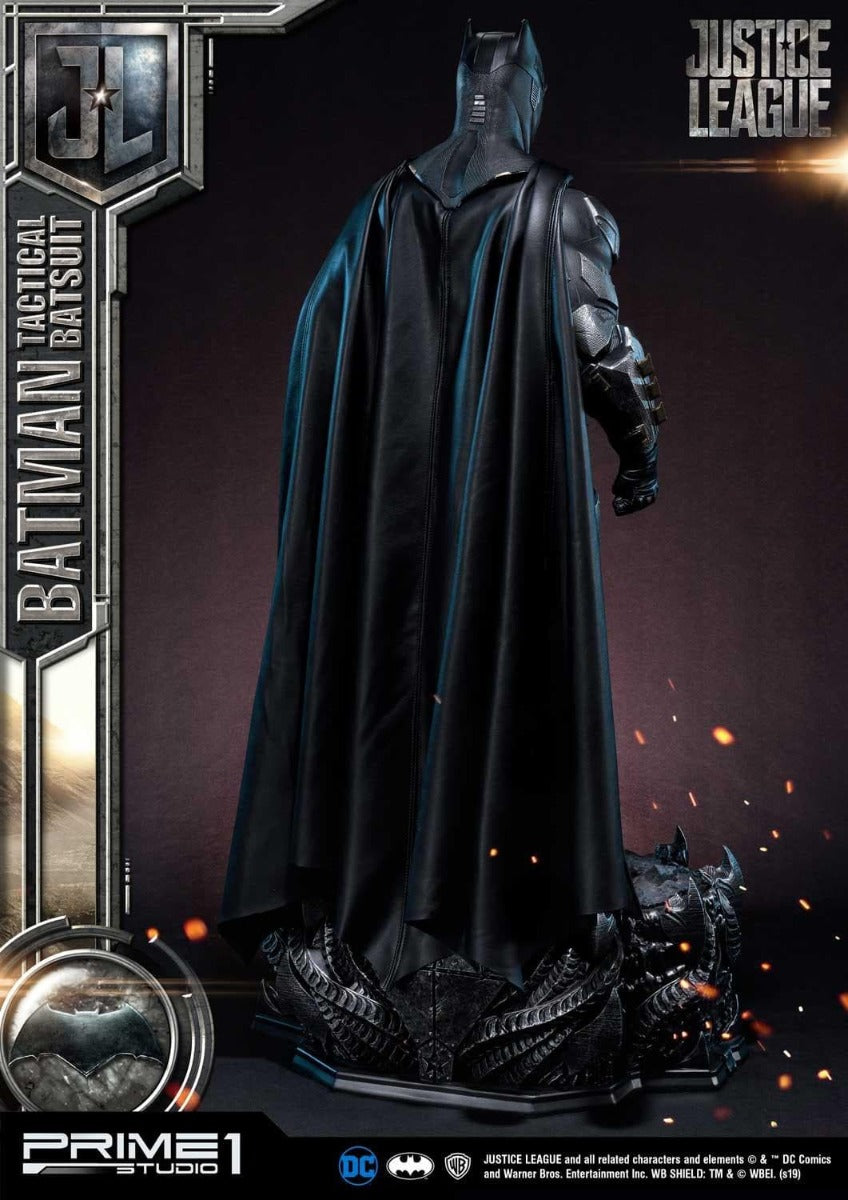 BATMAN TACTICAL BATSUIT