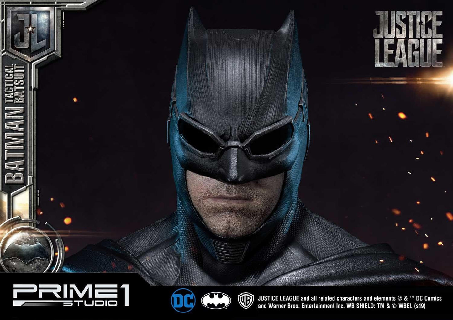 BATMAN TACTICAL BATSUIT