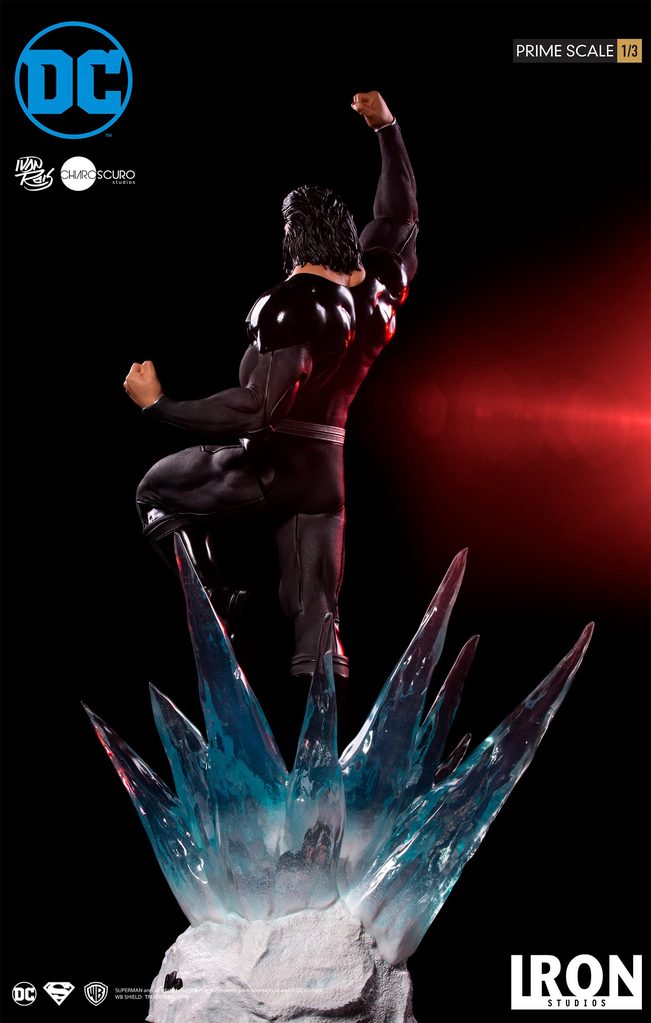 SUPERMAN BLACK SUIT PRIME