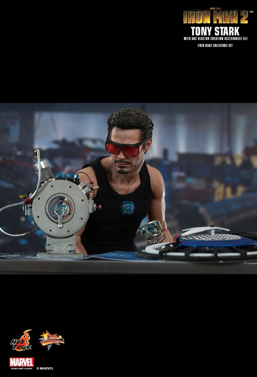 HOT TOYS MARVEL IRON MAN 2: TONY STARK WITH ARC REACTOR - MMS273 - Anotoys Collectibles