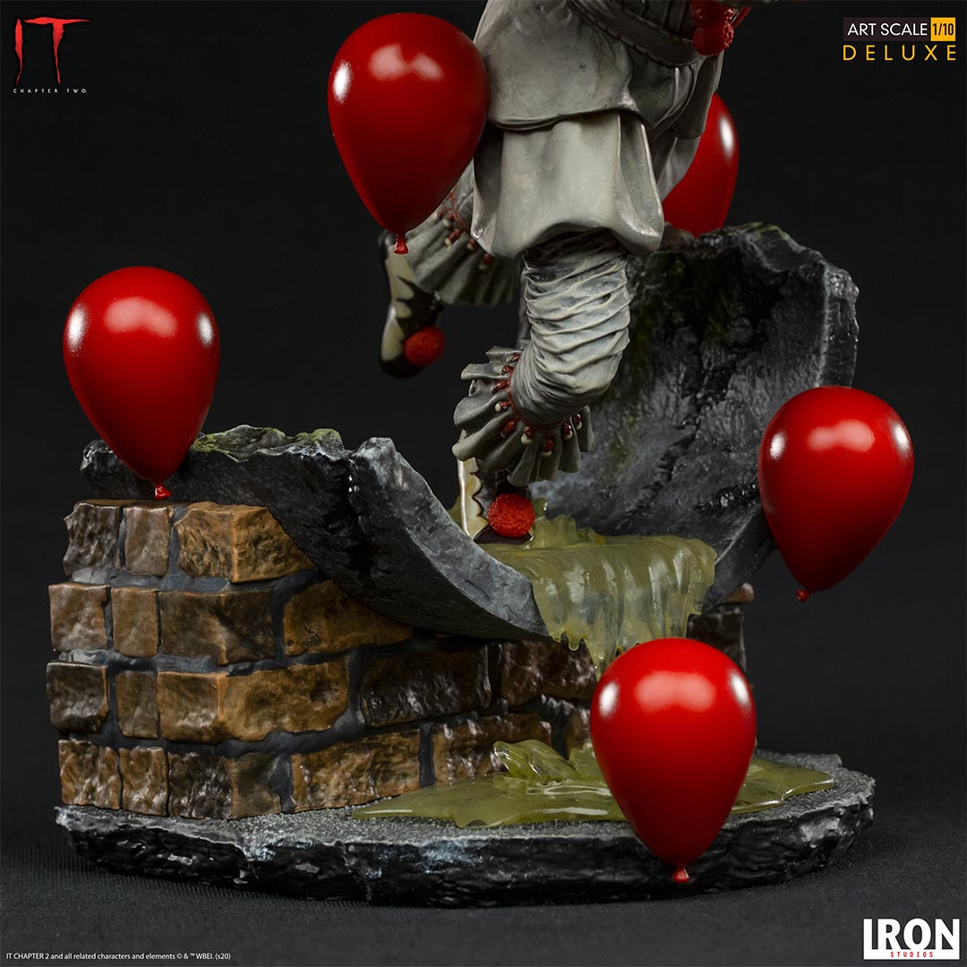 PENNYWISE DELUXE