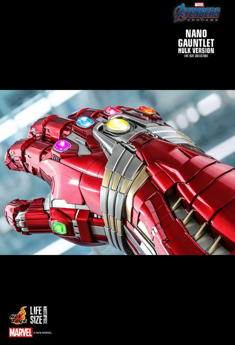 NANO GAUNTLET (HULK VERSION) LIFE-SIZE