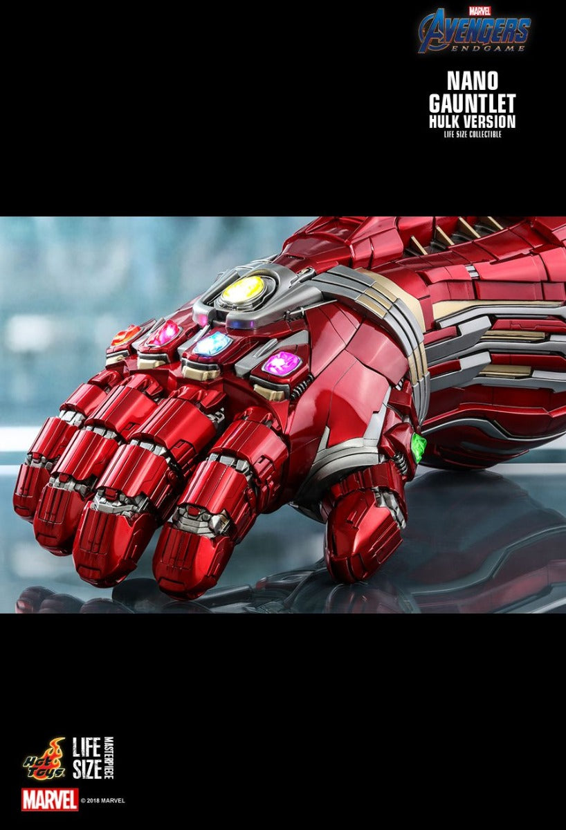 NANO GAUNTLET (HULK VERSION) LIFE-SIZE