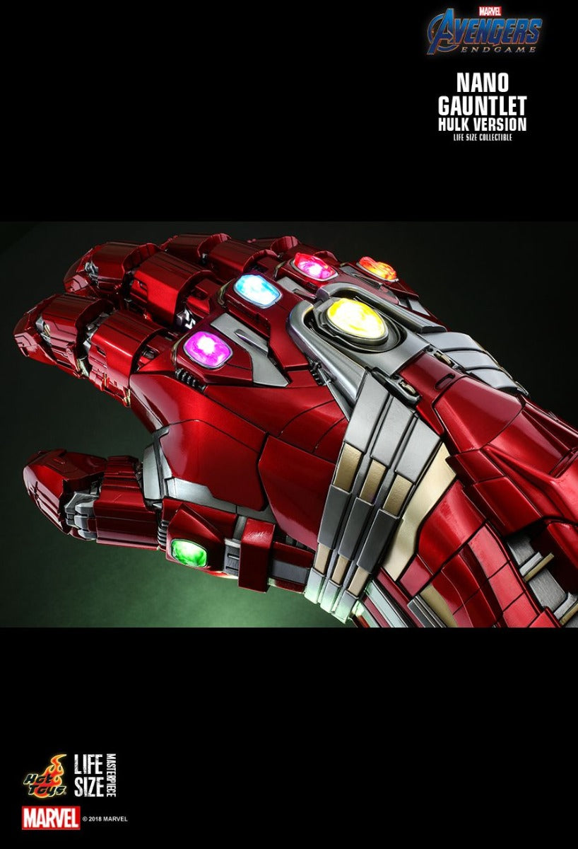 NANO GAUNTLET (HULK VERSION) LIFE-SIZE
