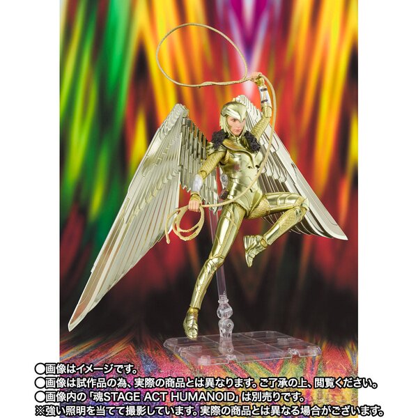 WONDER WOMAN GOLDEN ARMOR