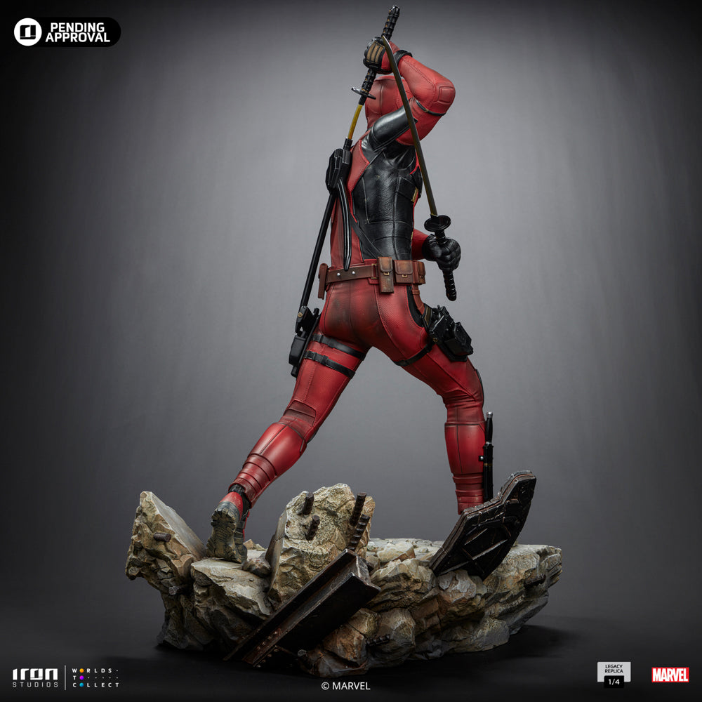 IRON STUDIOS DEADPOOL D&W LEGACY REPLICA 1/4 SCALE STATUE